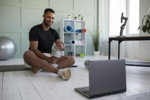 vantagens de um personal trainer online